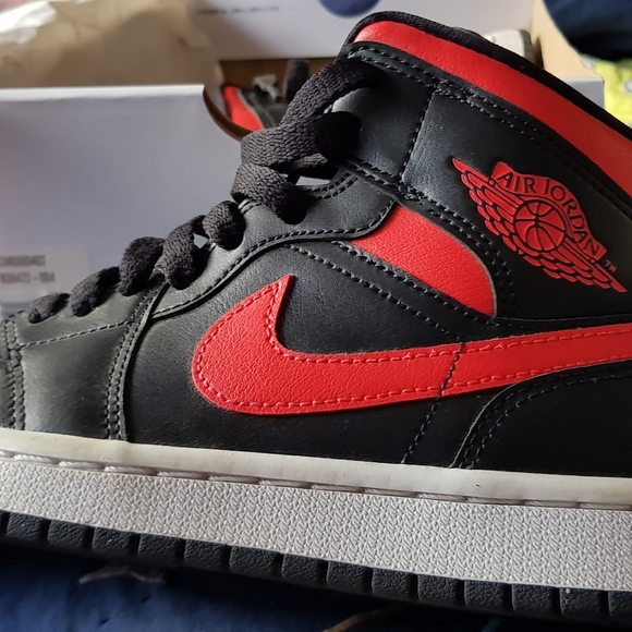 Leather Nike Jordan woman size 6.5 - Picture 6 of 7